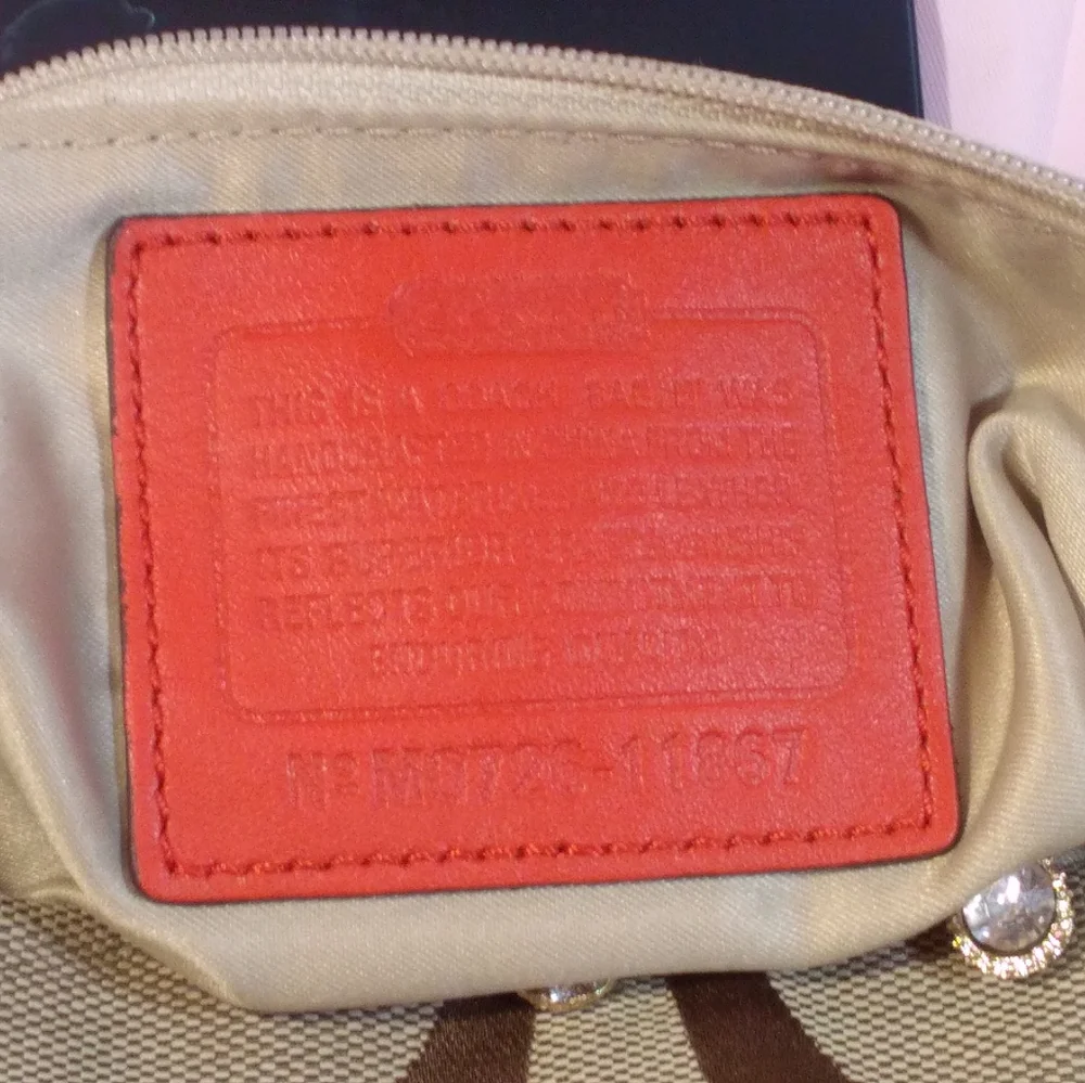 Coach Signature Tote w/Red Strap M0726-11867    Blinged § # - Picture 11 of 13